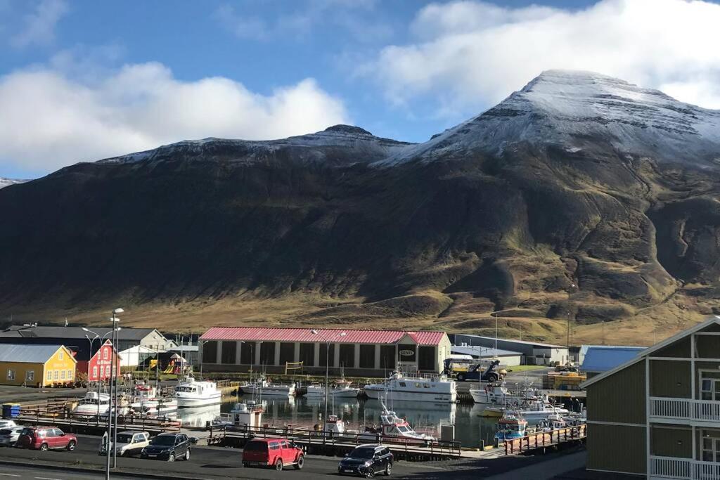 House With A Warm Soul In North Iceland Siglufjordur Exteriér fotografie